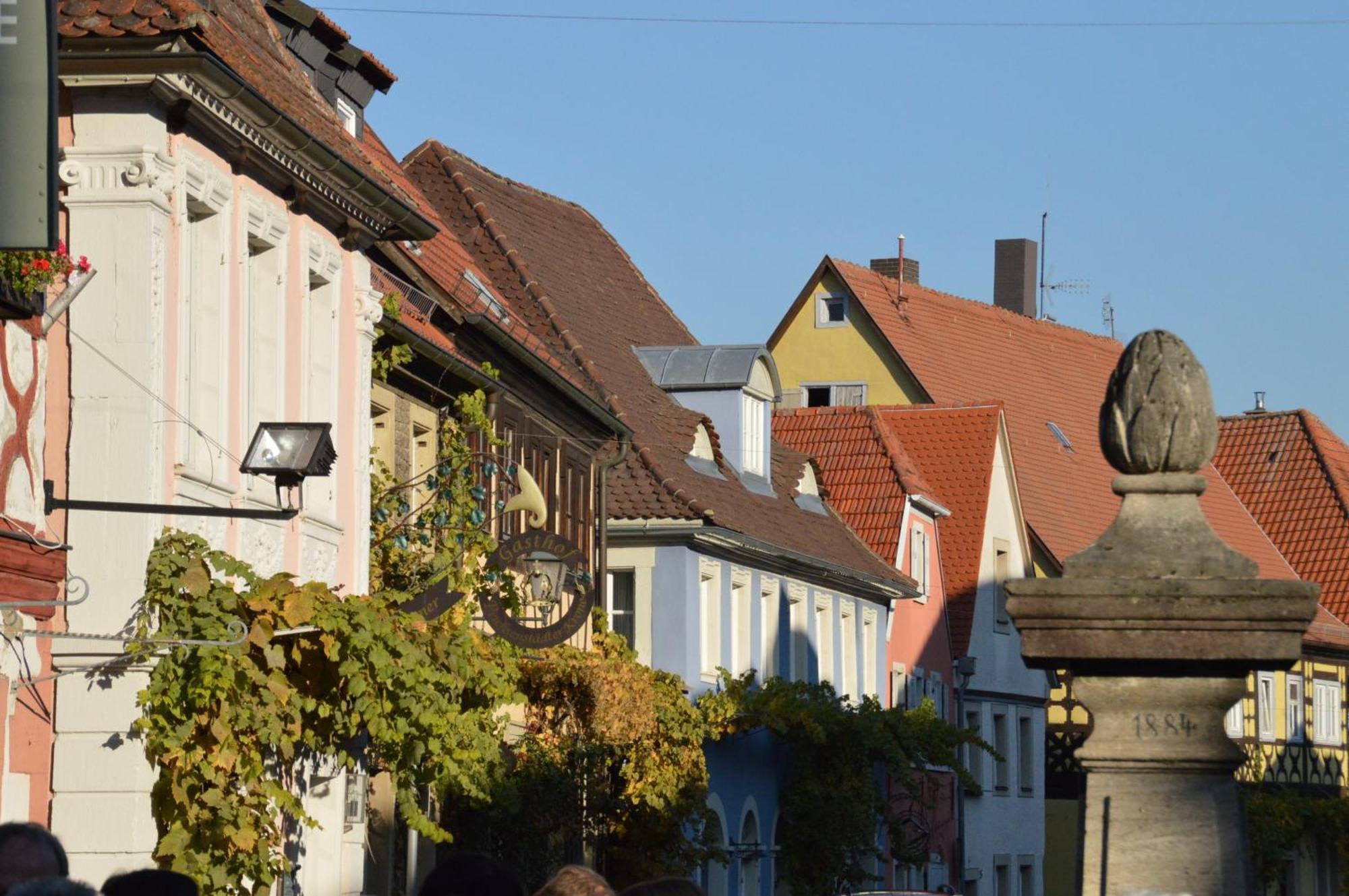 Gasthof Zum Storch Prichsenstadt Exterior foto